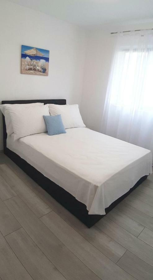 Apartments Brodarica Brodarica  Luaran gambar